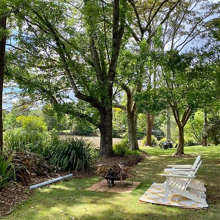 Maleny Lake Cottages Exteriör bild